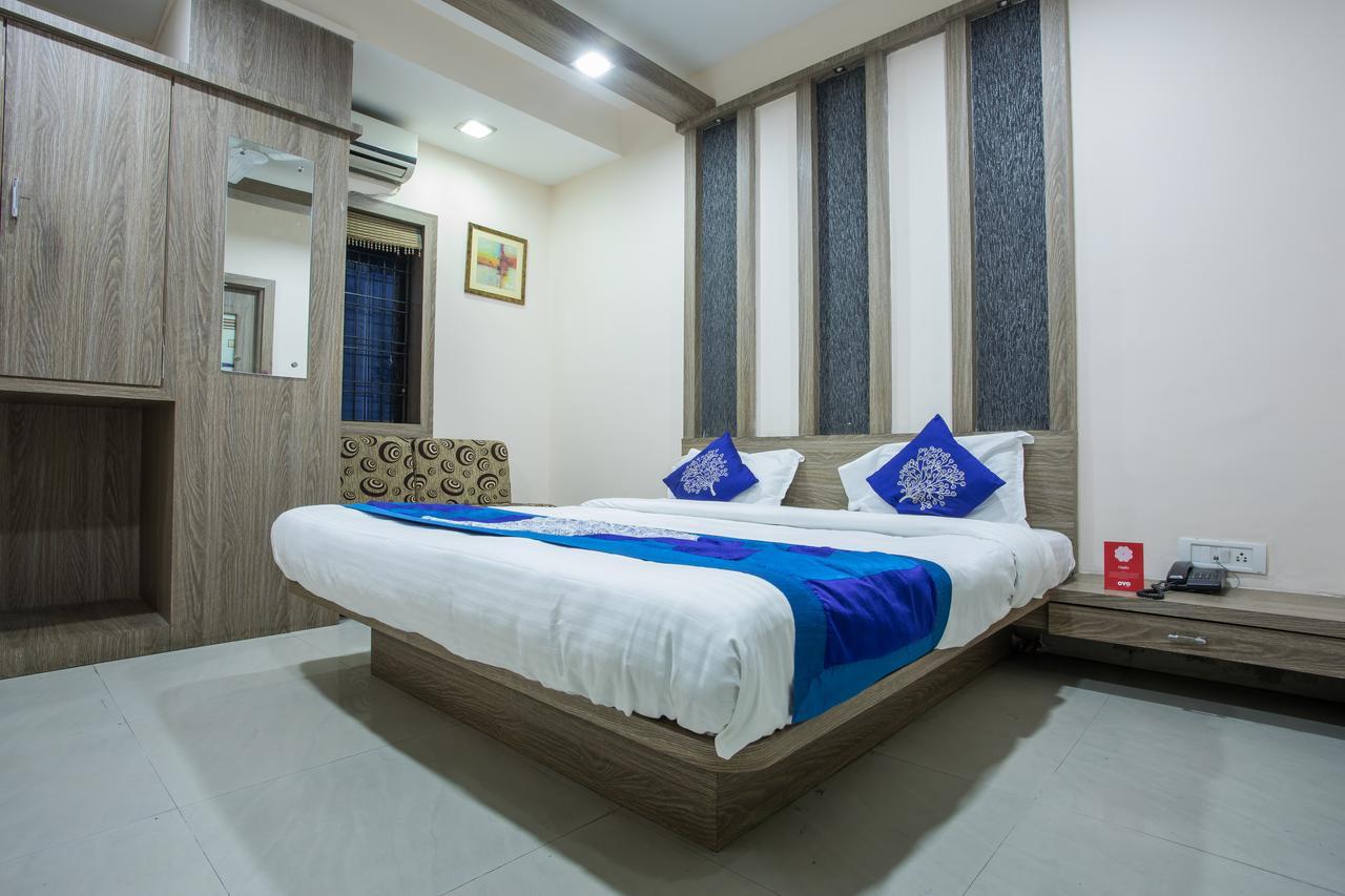 Hotel Rigga Inn Kokilaben Dhirubhai Ambani Hospital Mumbai Exterior photo