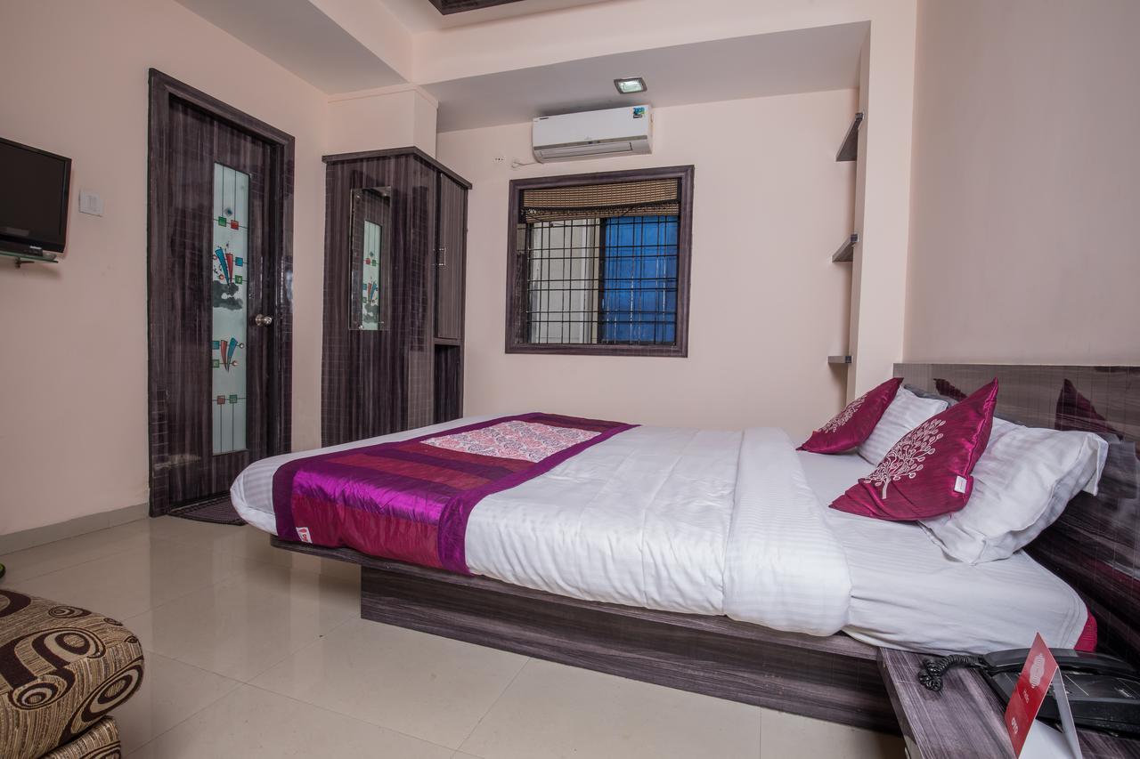 Hotel Rigga Inn Kokilaben Dhirubhai Ambani Hospital Mumbai Exterior photo
